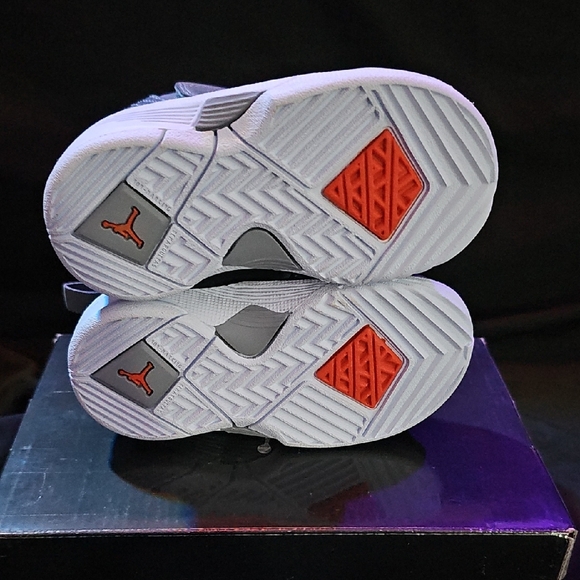 *Brand New* Jordan Melo M8s - Picture 8 of 10